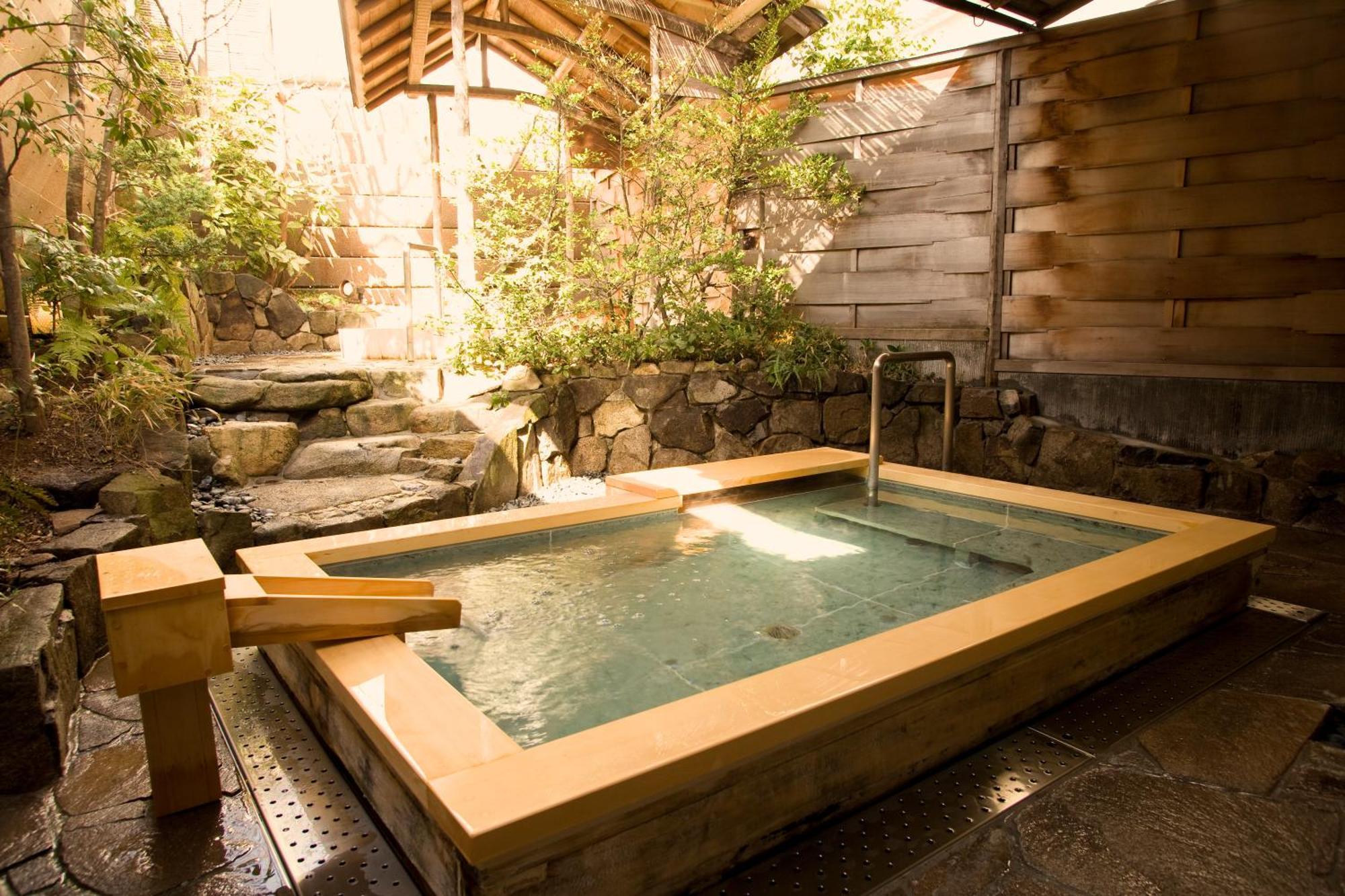 הצוקייצ'י Miyajima Grand Hotel Arimoto מראה חיצוני תמונה