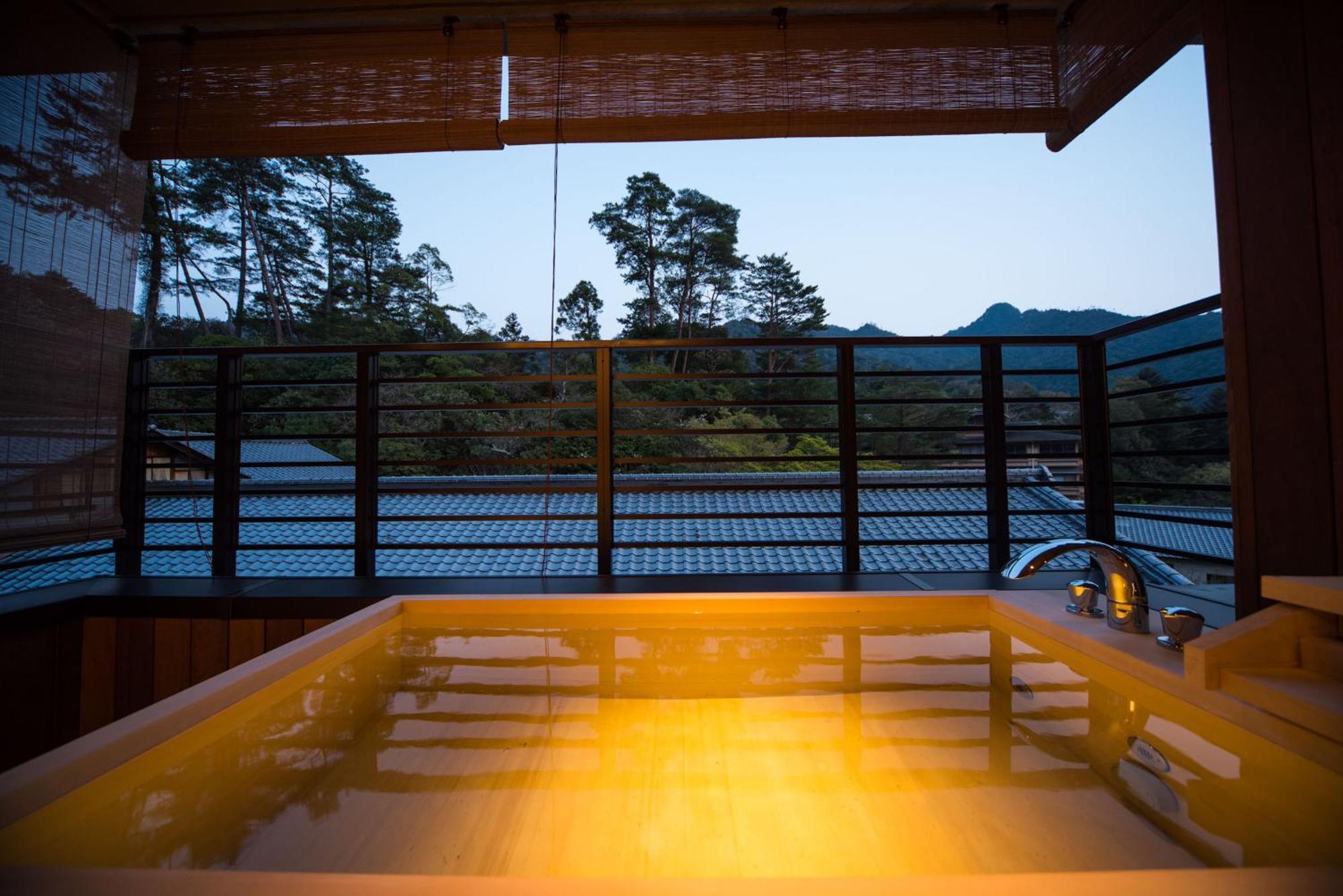 הצוקייצ'י Miyajima Grand Hotel Arimoto מראה חיצוני תמונה