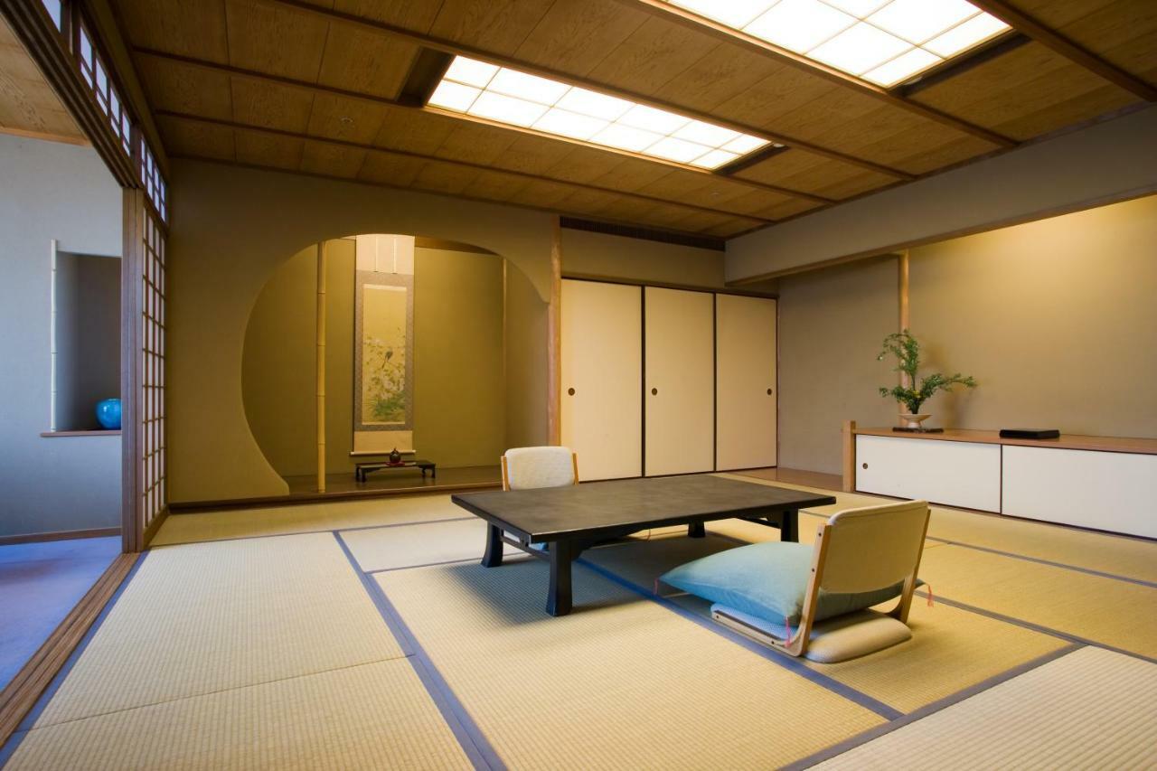 הצוקייצ'י Miyajima Grand Hotel Arimoto מראה חיצוני תמונה